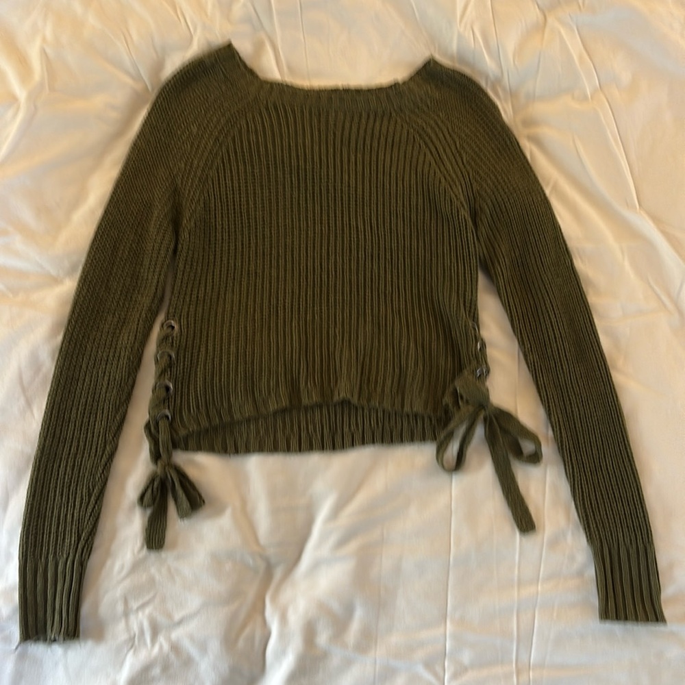 Eyeshadow brand sweater; olive green; size M